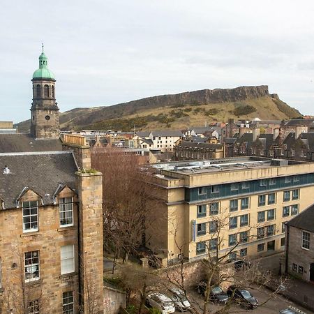 Spacious 2 Bed Apartment In The Heart Of Old Town Edinburgh Exteriér fotografie